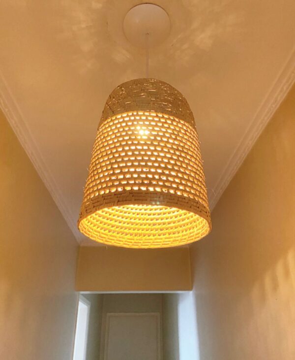 Luminária Pendente Nandi Em Palha Natural 38x26 + Kit de Instalação